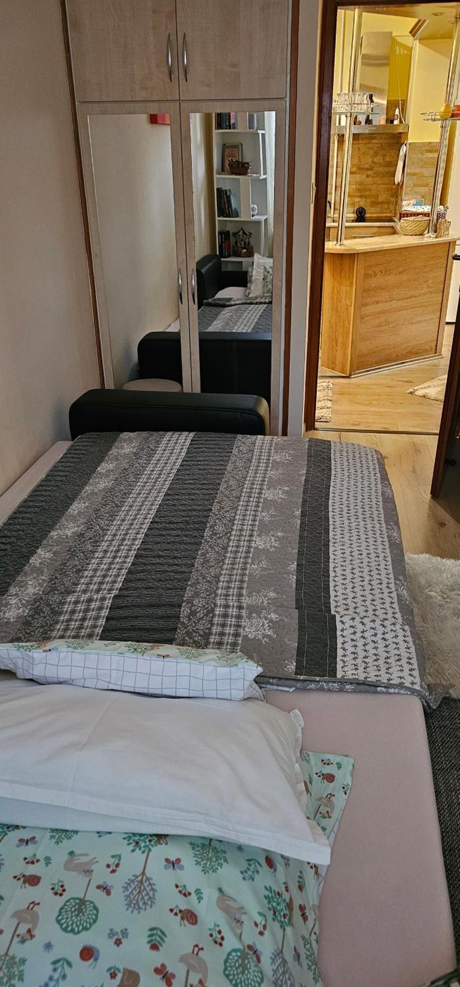 Anna Gyoengye Apartman เดเบรตเซน ภายนอก รูปภาพ
