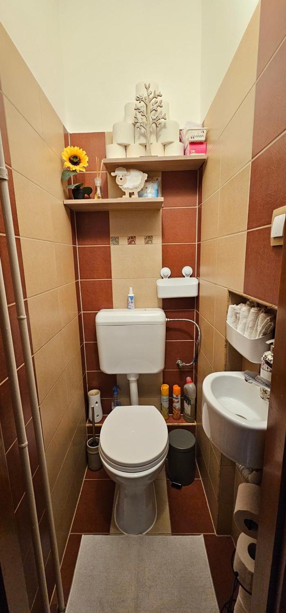 Anna Gyoengye Apartman เดเบรตเซน ภายนอก รูปภาพ